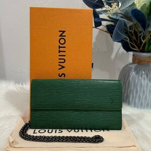 Louis Vuitton Epi Sarah Wallet
